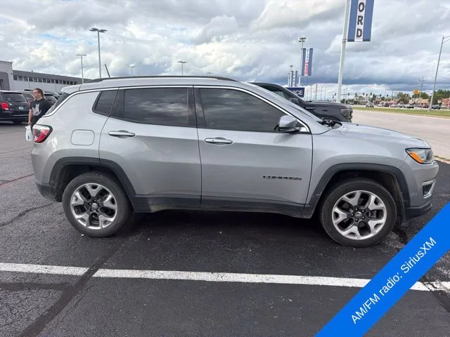 Used 2020 Billet Silver Metallic Clearcoat Jeep Limited image 5