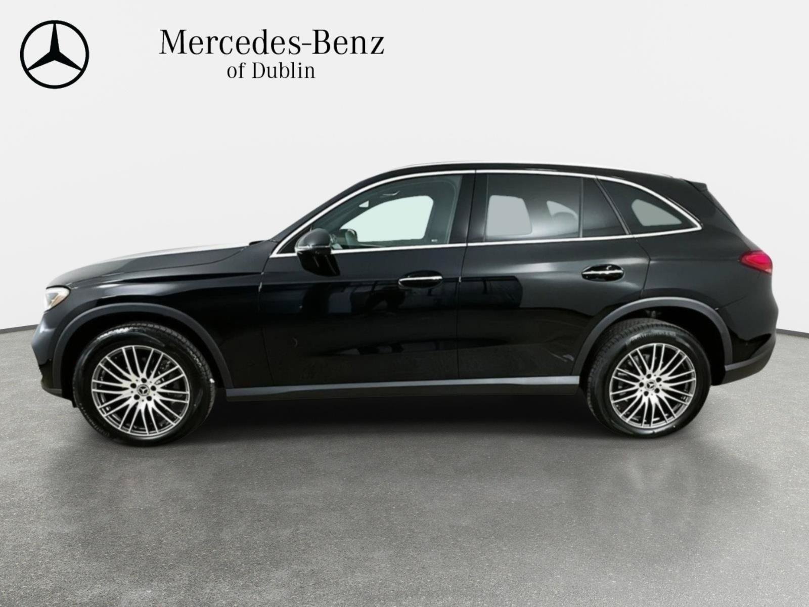 Used 2026  Mercedes-Benz GLC 300 image 4