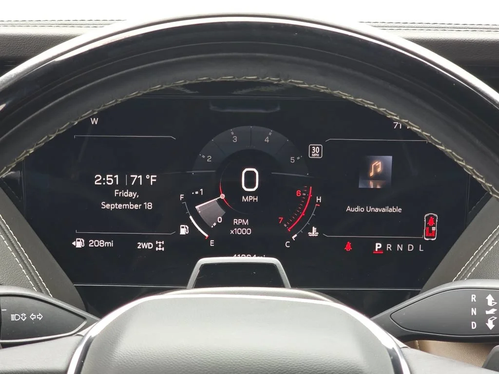 2025 GMC Yukon Denali Ultimate - Photo 14