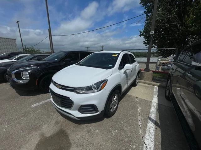 2019 Chevrolet Trax LT's photo