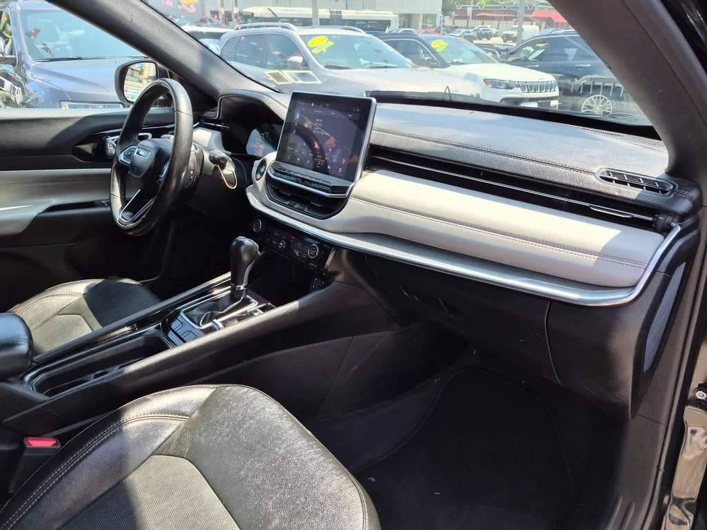 Used 2023 Black Jeep Limited image 22