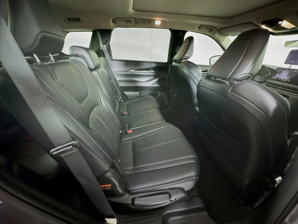 Certified Used 2023 Gray INFINITI PURE image 36