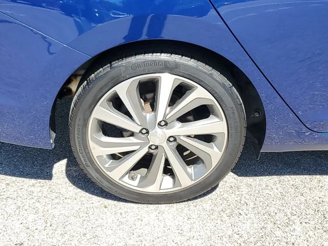 Used 2022 Blue Hyundai Limited image 7