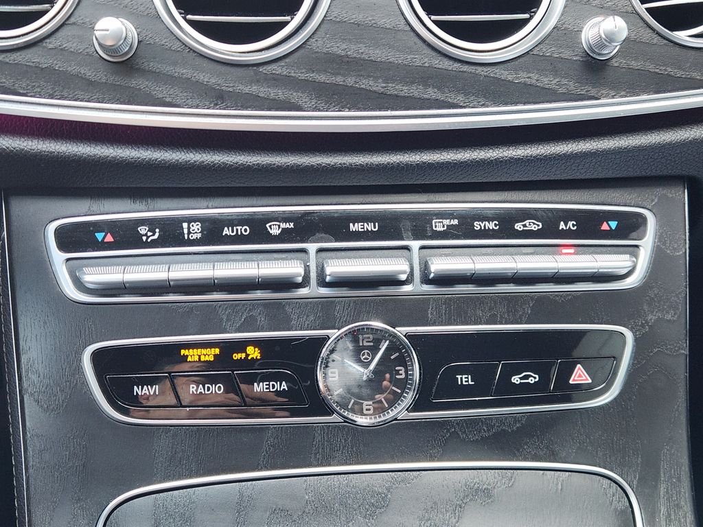 Used 2018 Polar White Mercedes-Benz E 300 image 18