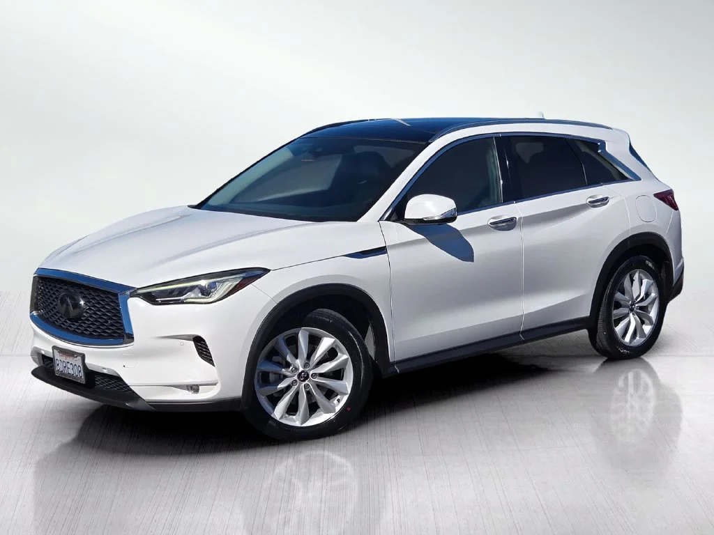 Used 2019 Lunar INFINITI ESSENTIAL image 6