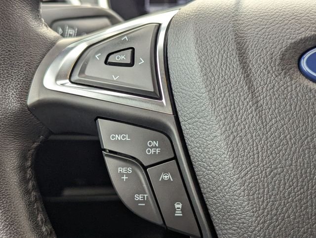 Used 2020 Atlas Blue Metallic Ford SEL image 14