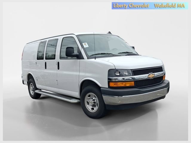 2025 GMC Savana 2500's photo
