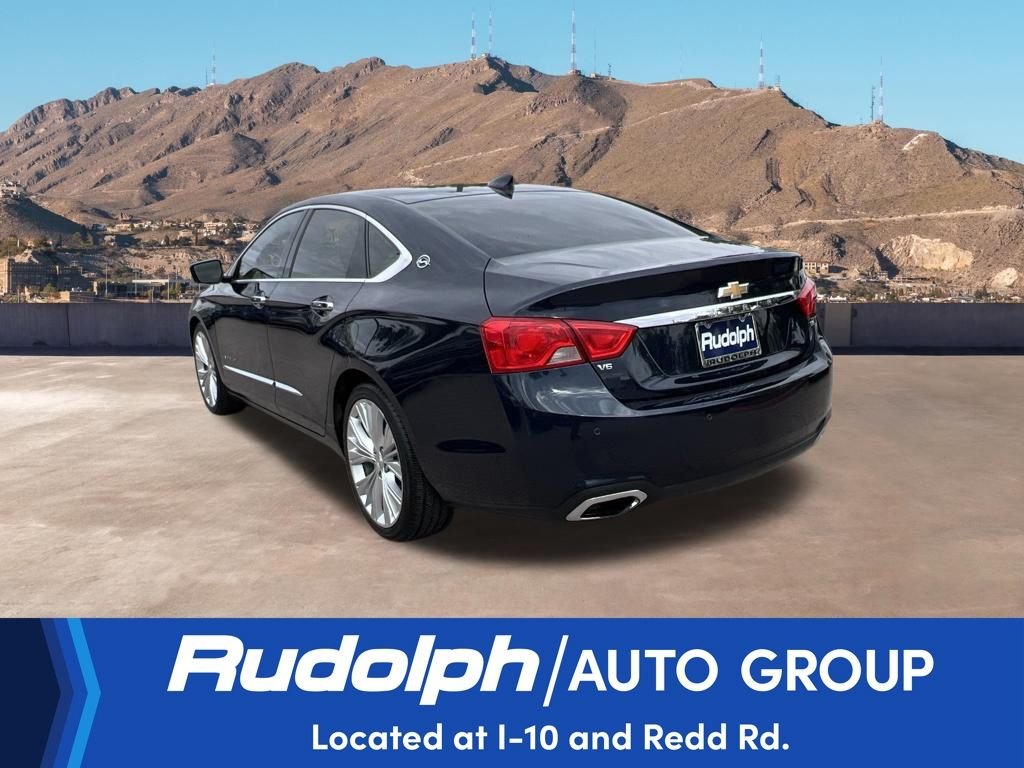 Used 2015 Blue Chevrolet LTZ image 3