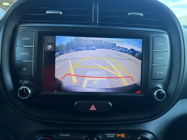 Used 2022 Red Kia LX image 20