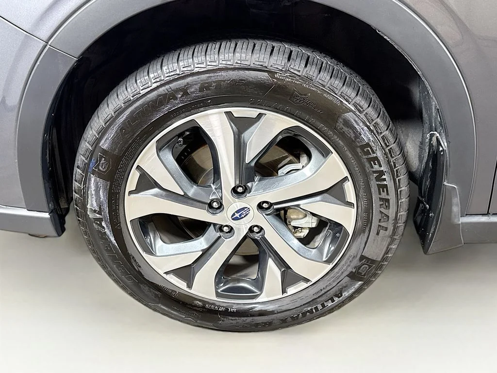 Used 2022 Gray Subaru Limited image 41