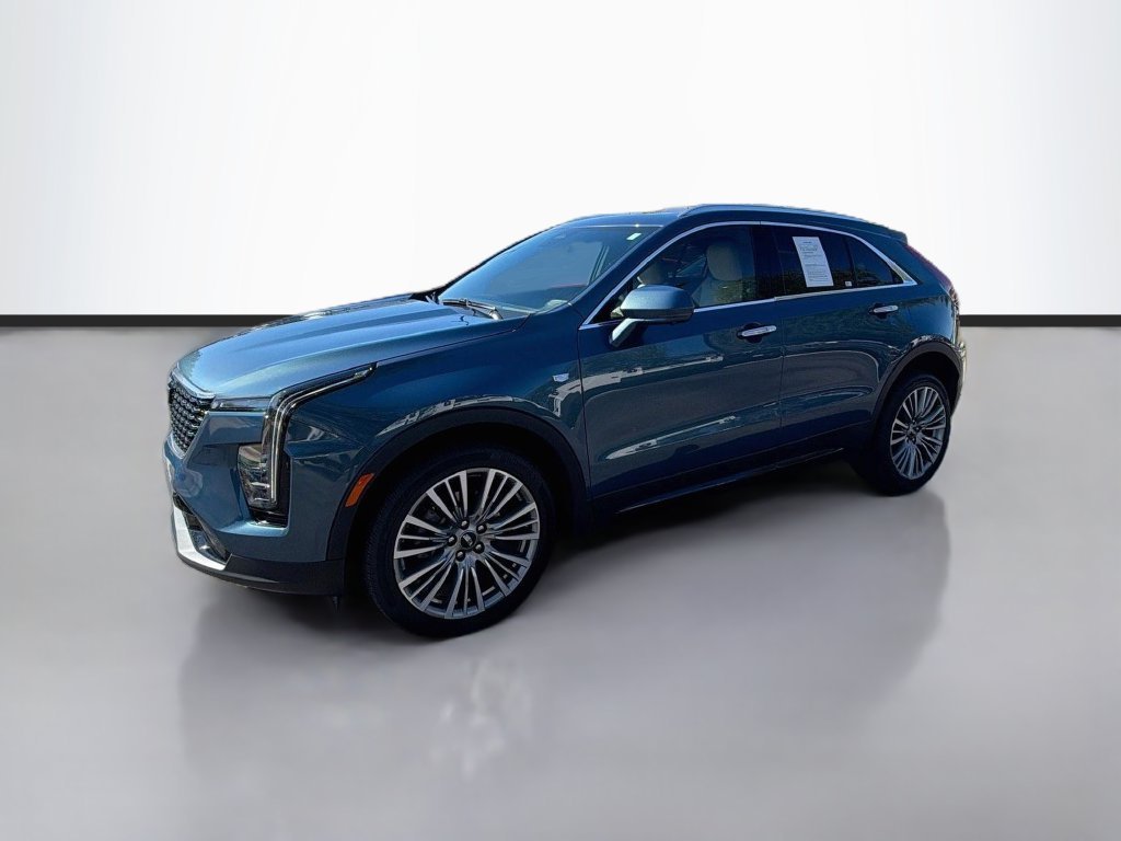 2025 Cadillac XT4 Premium Luxury
