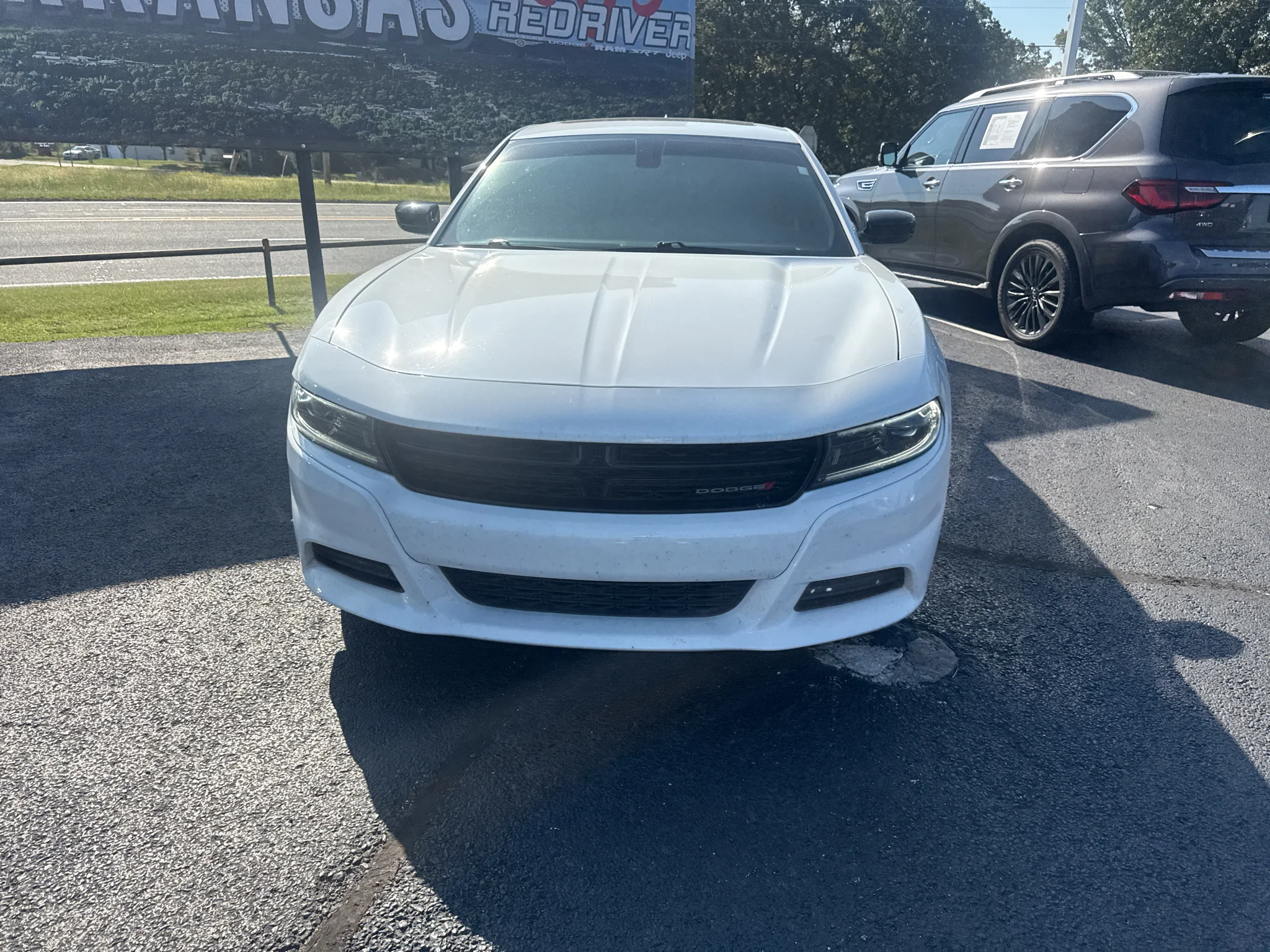 Used 2023 White Knuckle Clearcoat Dodge SXT image 2