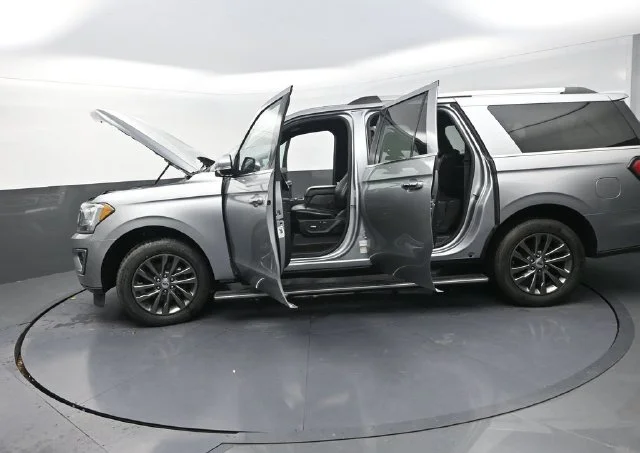Used 2020 Silver Ford Limited image 42