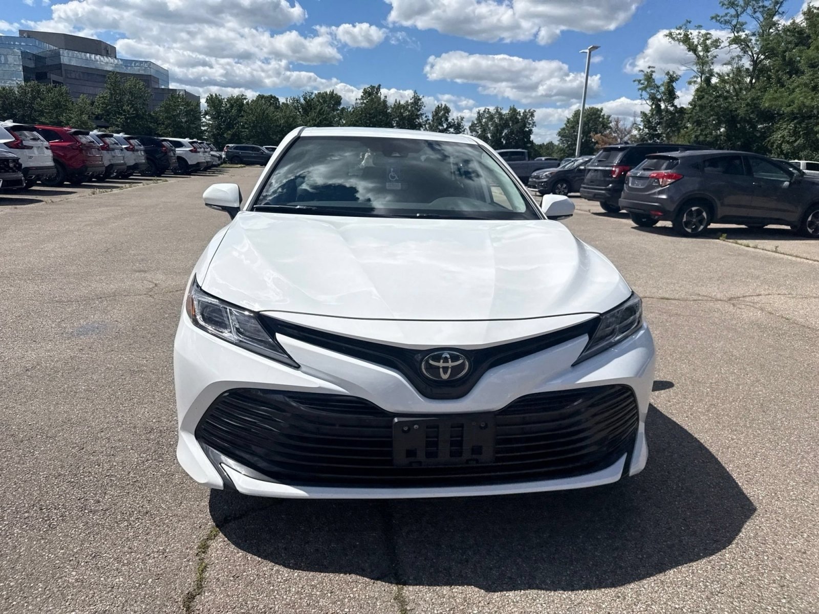 Used 2020 Super White Toyota LE image 19