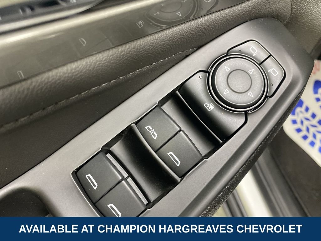 Used 2023 Summit White Chevrolet LT image 31