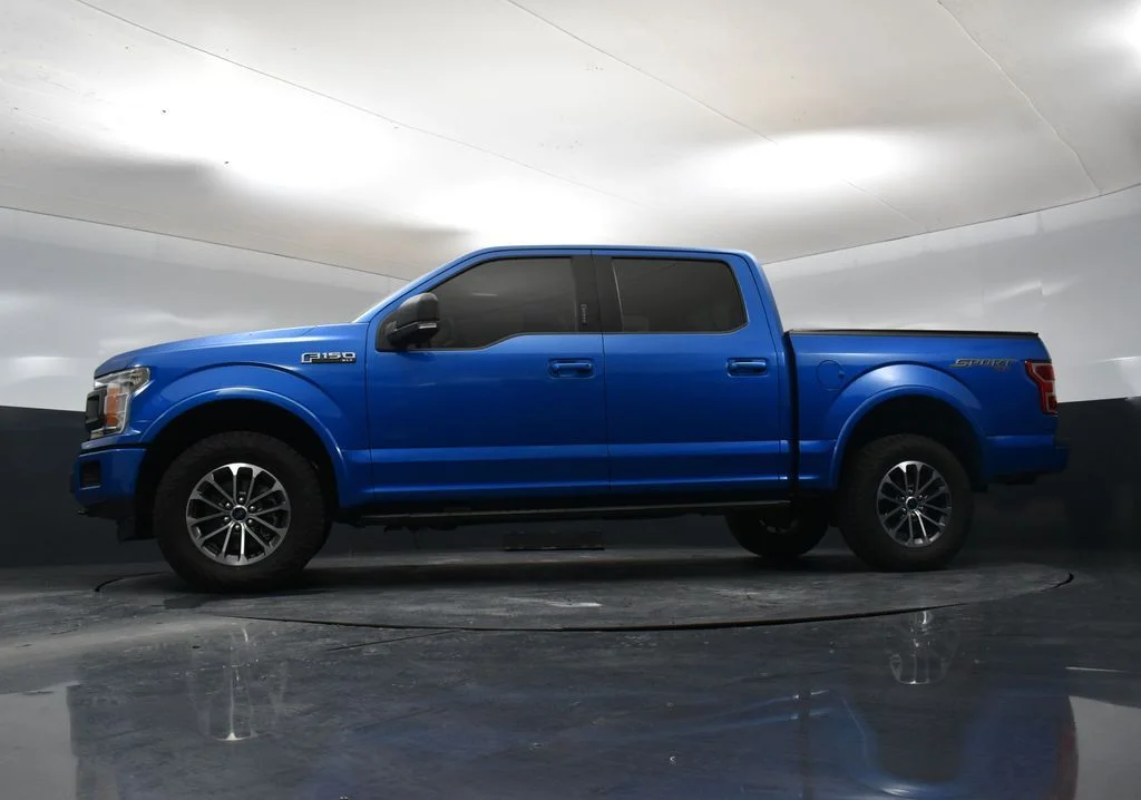 Certified Used 2020 Blue Ford XLT image 31