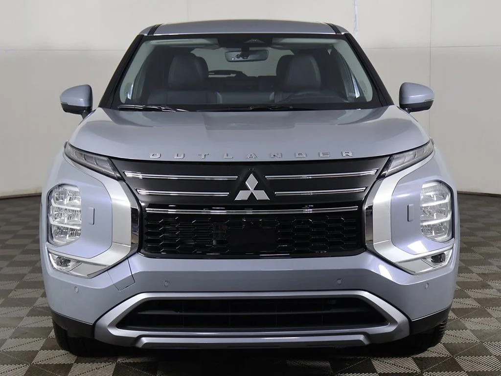 2026 Mitsubishi Outlander SE - Photo 13