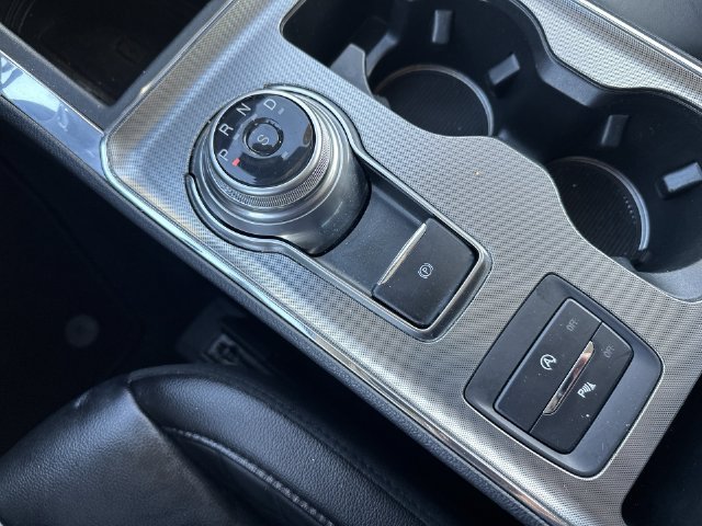 2024 Ford Edge Titanium - Photo 29