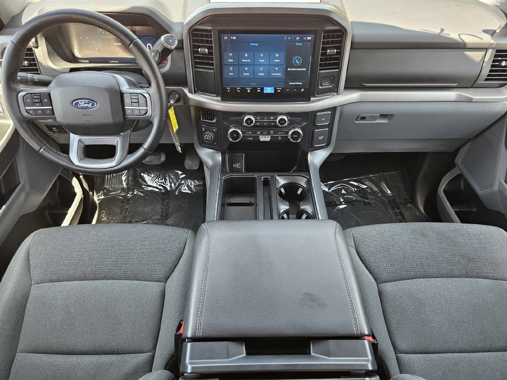 Used 2025 White Ford XLT image 25