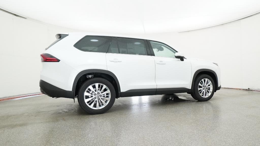 New 2026 Wind Chill Pearl Toyota Platinum image 15