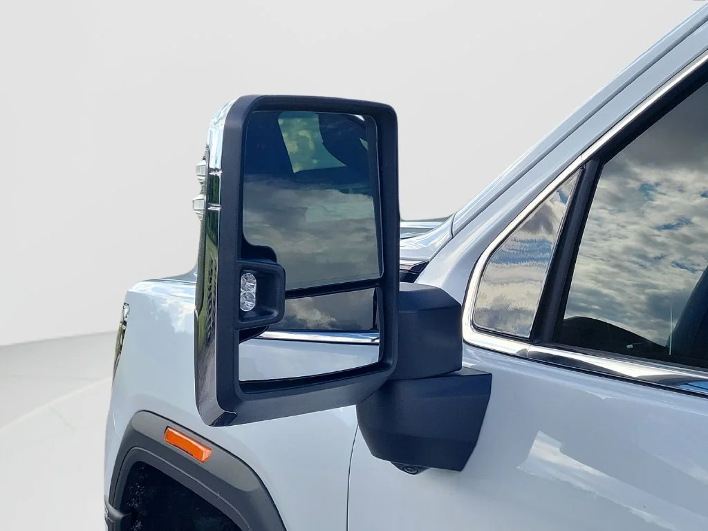 New 2026 Glacier White Tricoat GMC Denali Ultimate image 28