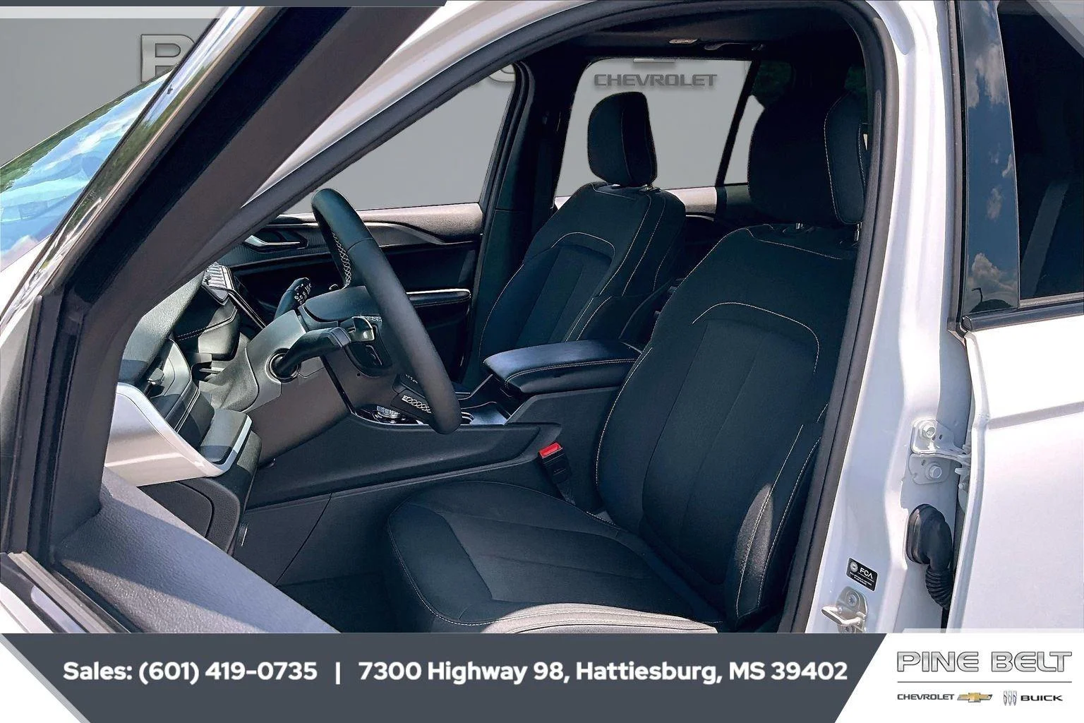 Used 2024 Bright White Clearcoat Jeep Laredo X image 18