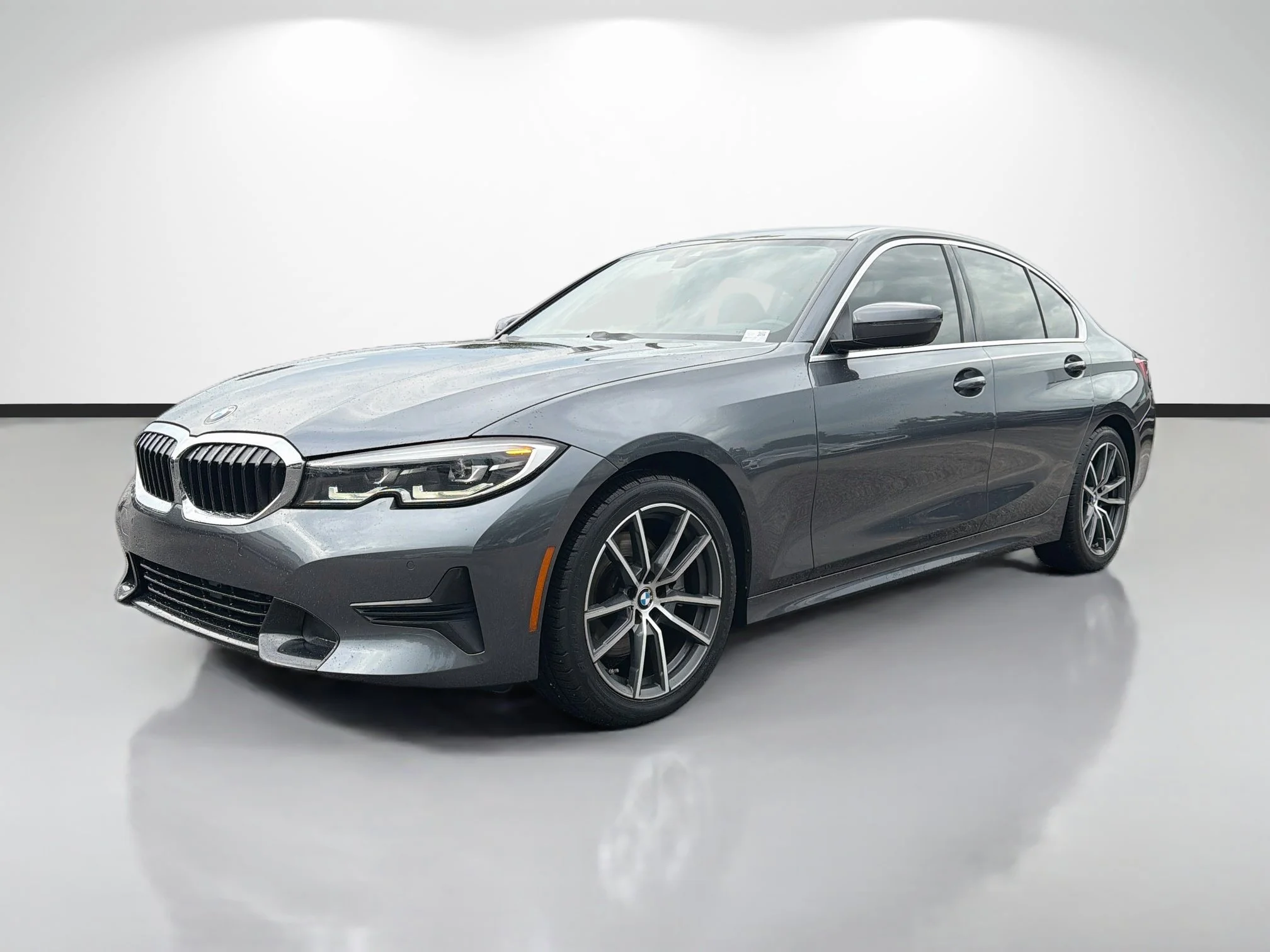 Used 2022 Mineral Grey Metallic BMW 330i image 7