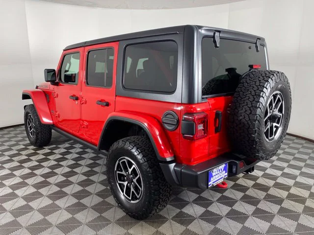 Used 2025 Red Jeep Rubicon image 10