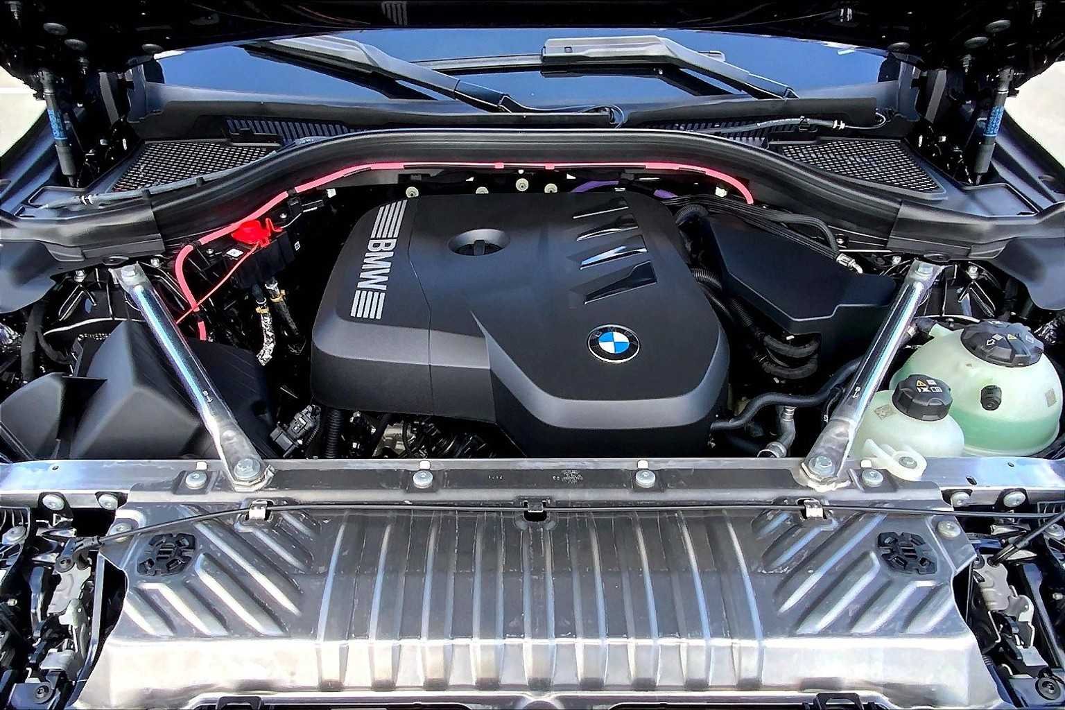 Used 2026 Dark Graphite Metallic BMW 30 xDrive image 16
