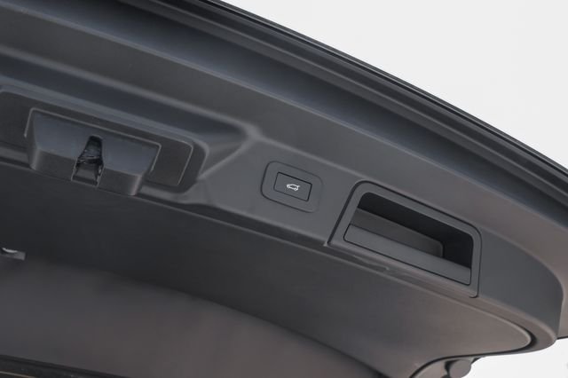 New 2026 Gray Land Rover S image 63
