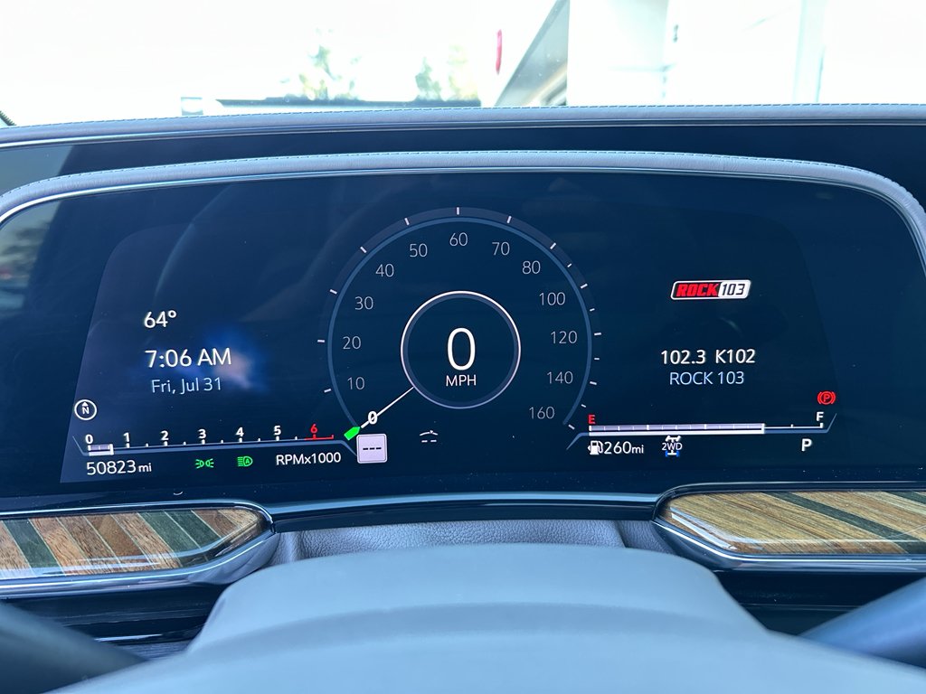 Used 2021 Dark Moon Blue Metallic Cadillac Premium Luxury Platinum image 28