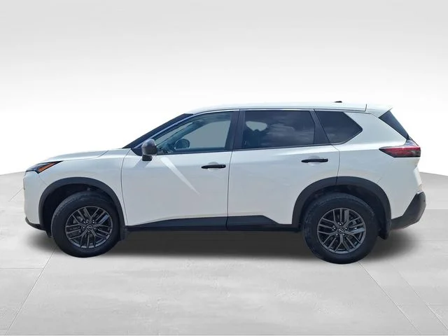 Certified Used 2023 White Nissan S image 5