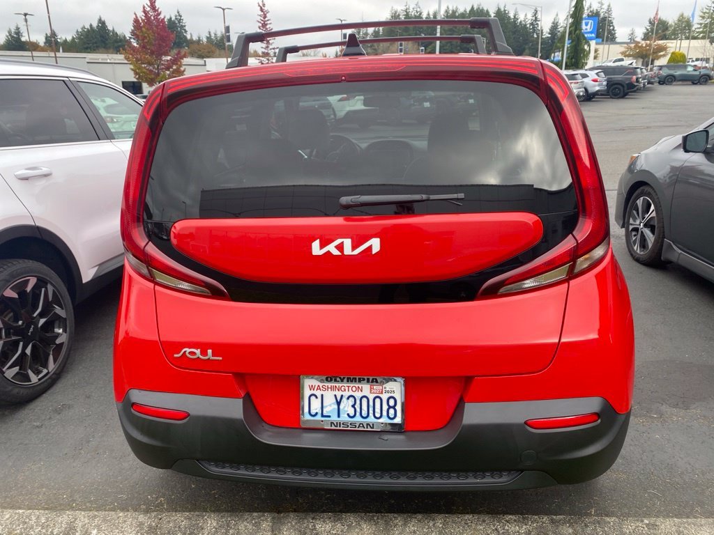 Used 2022 Red Kia LX image 4