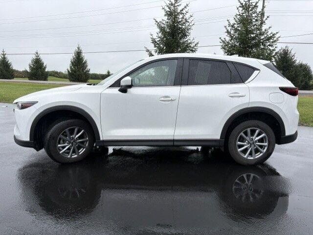 Used 2023 Rhodium White Metallic Mazda 2.5 S Preferred Package image 8