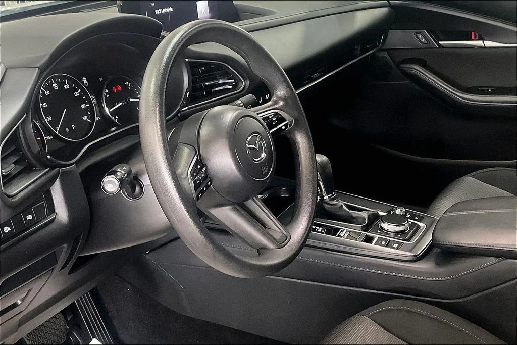 Used 2024 White Mazda 2.5 S image 13