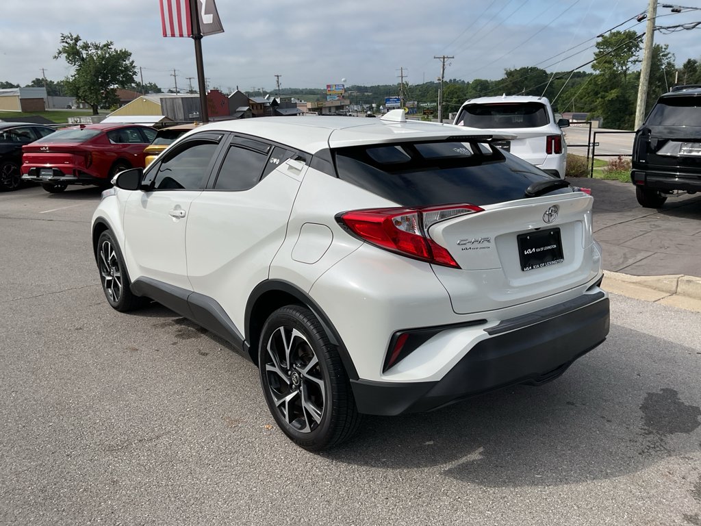 Used 2019 Blizzard Pearl Toyota XLE image 7