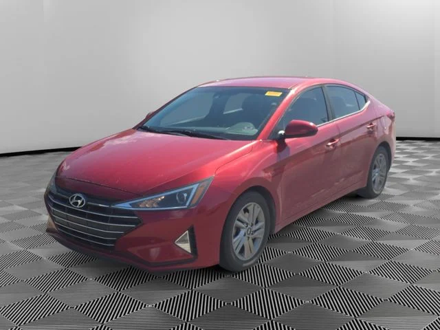 Used 2020 Red Hyundai SEL image 1