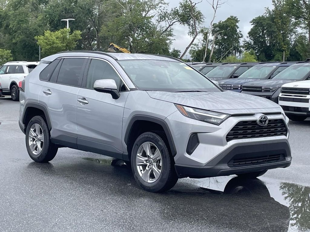 Used 2022 Silver Sky Metallic Toyota XLE image 1