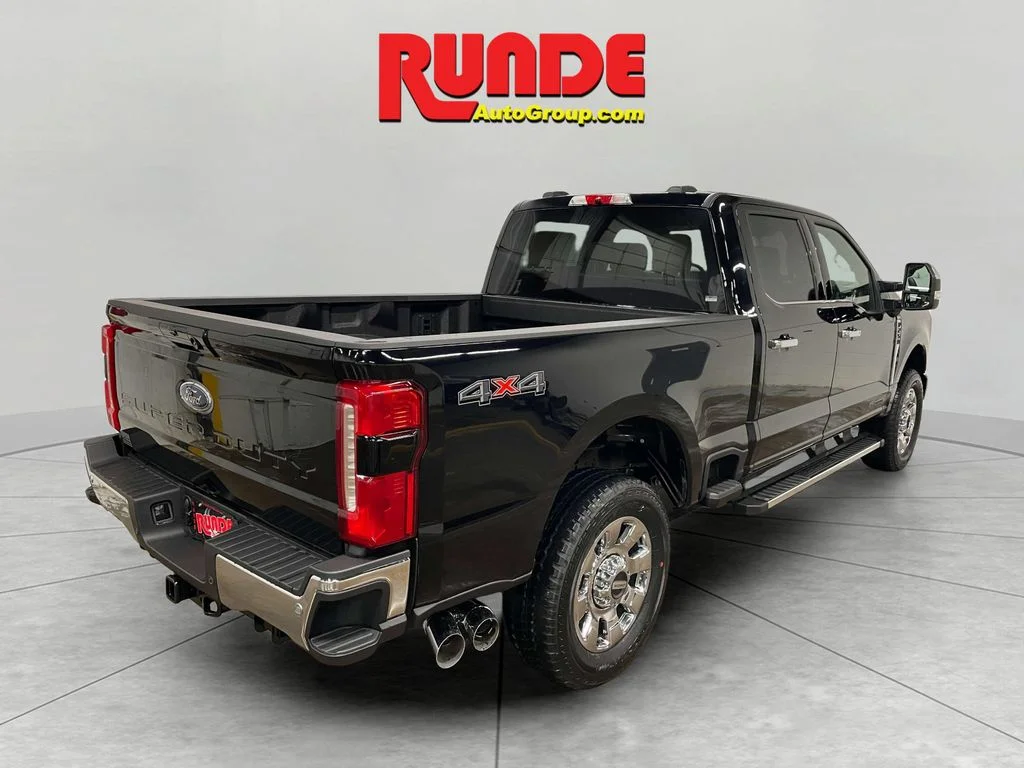 New 2026 Agate Black Metallic Ford F-250® Lariat® image 5