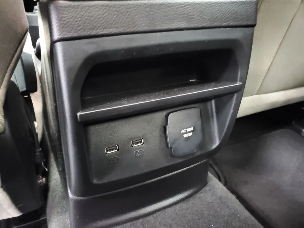 Used 2023 Black Ford XLT image 24