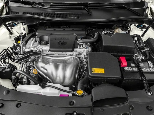 Used 2016 Silver Toyota XSE image 14