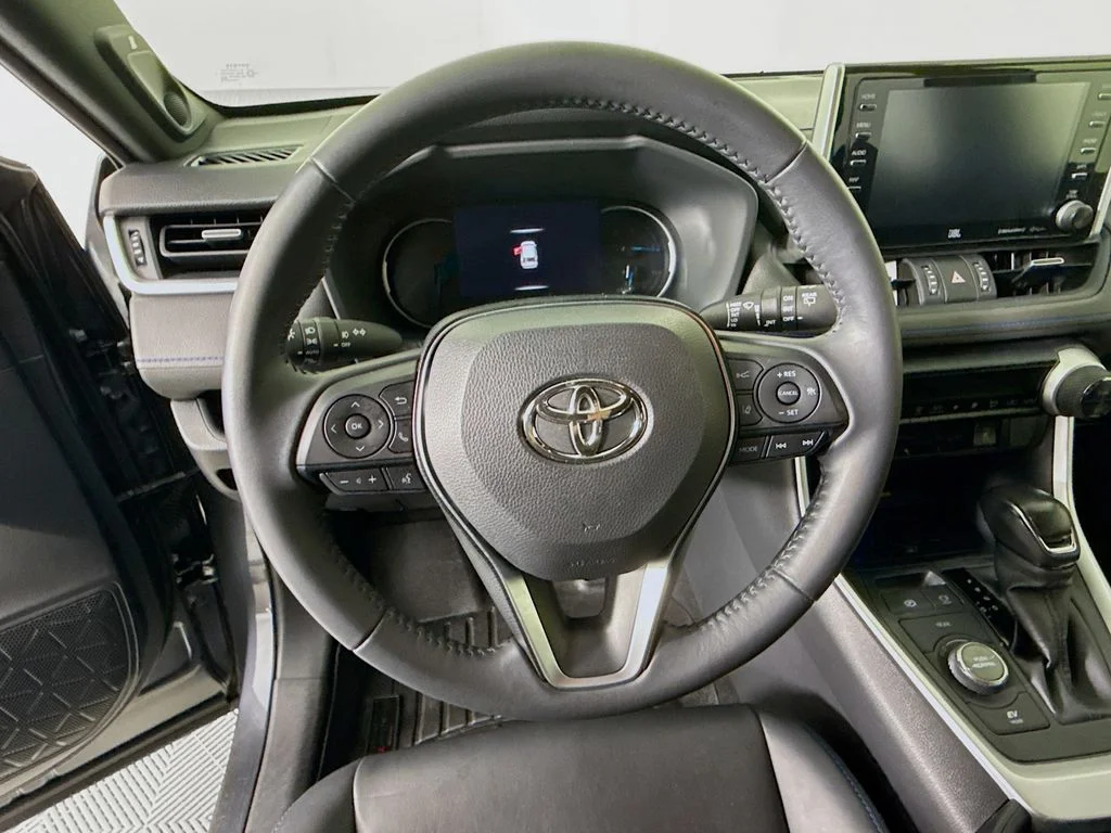 Used 2019 Magnetic Gray Metallic Toyota XSE image 12