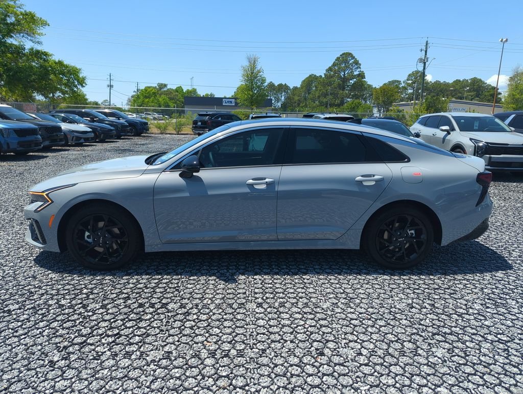 New 2026 Wolf Gray Kia GT-Line FWD image 4