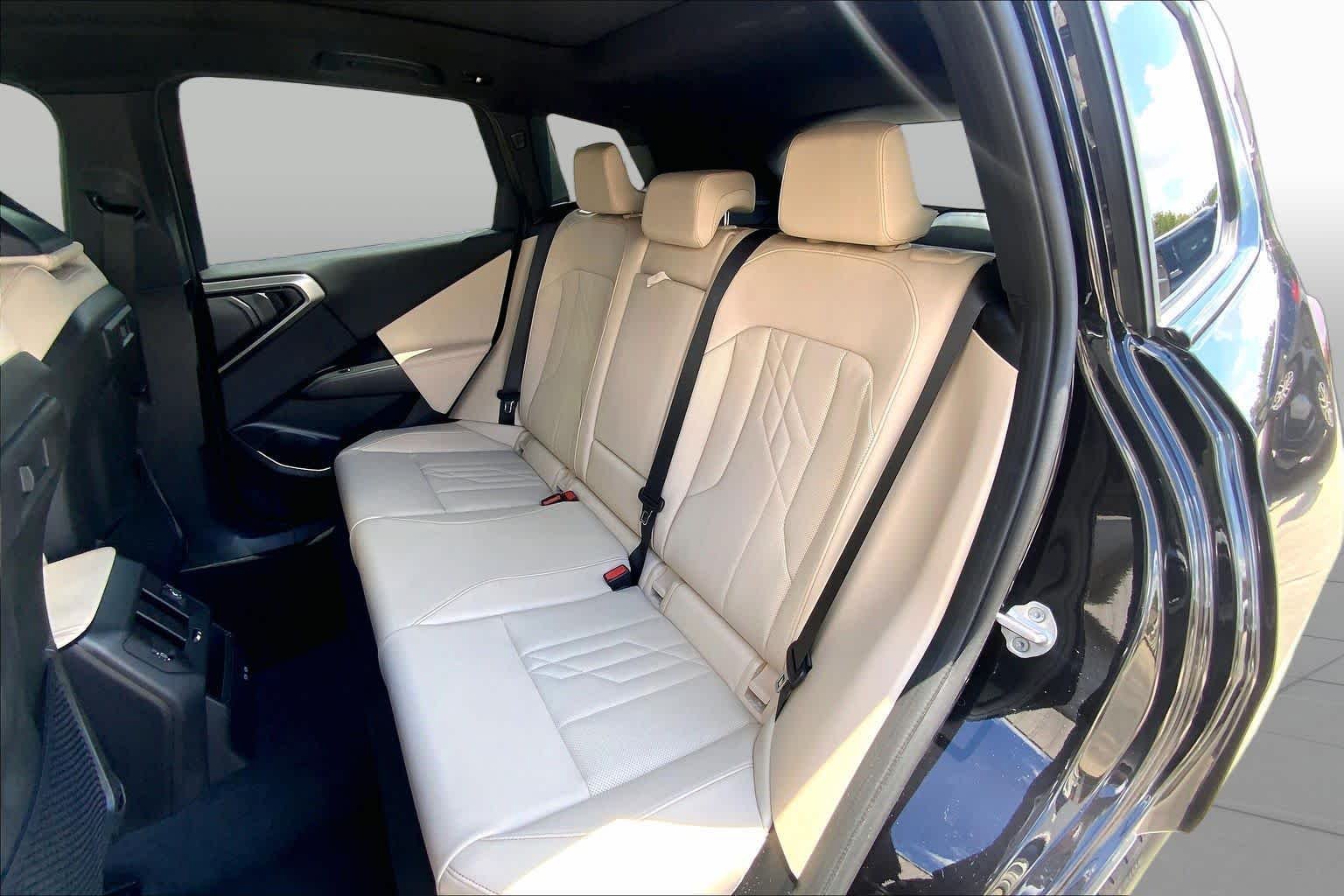 Used 2025 Black Sapphire Metallic BMW 30 xDrive image 21