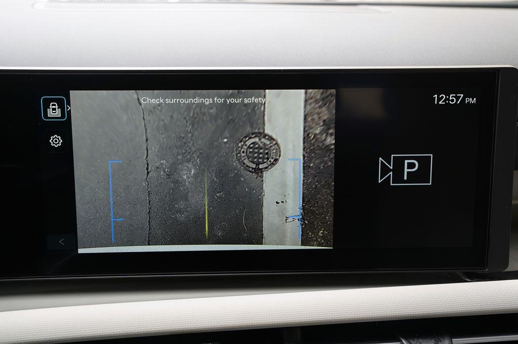 New 2026 Creamy White Pearl Hyundai Blue SE image 18