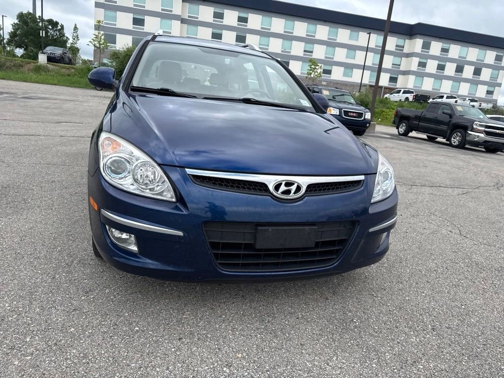 Used 2012  Hyundai SE image 8