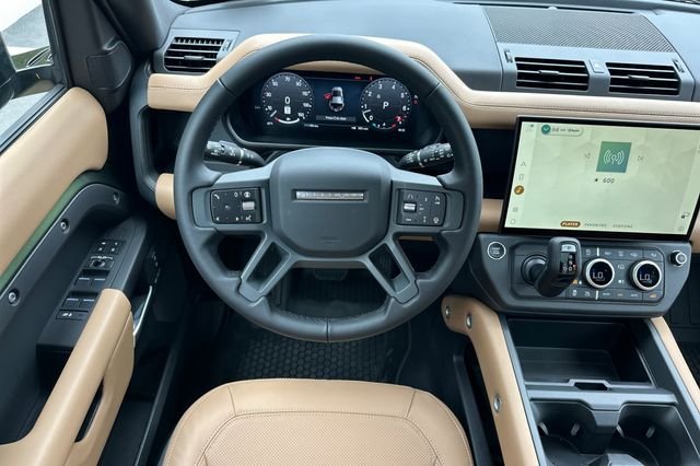 New 2026 Woolstone Green Land Rover X-Dynamic SE image 13