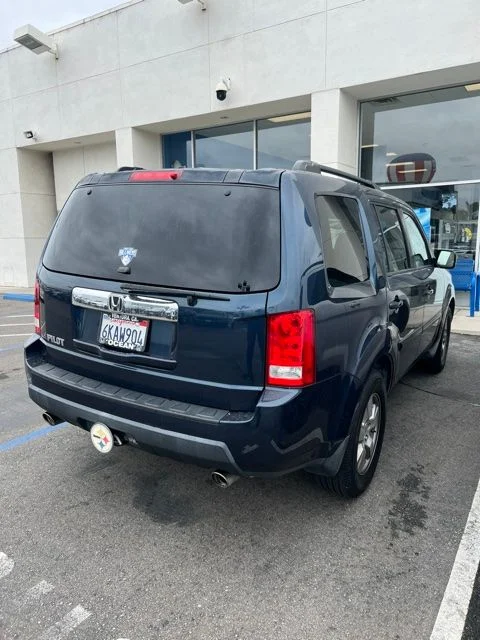 Used 2010 Honda Pilot EX-L with VIN 5FNYF3H55AB011145 for sale in Ventura, CA