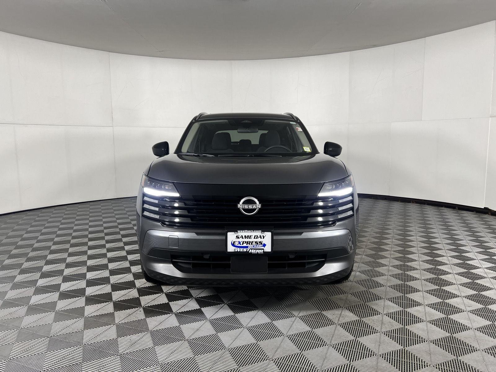 Certified Used 2026 Gun Metallic Nissan SV image 2
