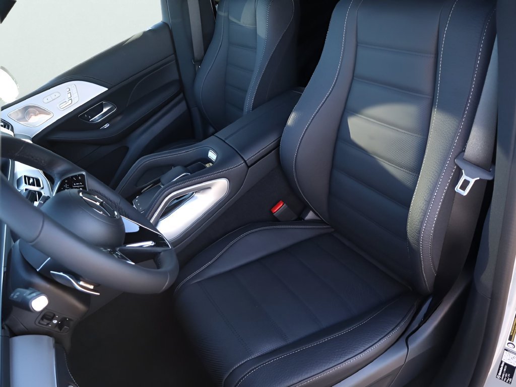 Used 2026 Cirrus Silver Metallic Mercedes-Benz GLE 450 image 32